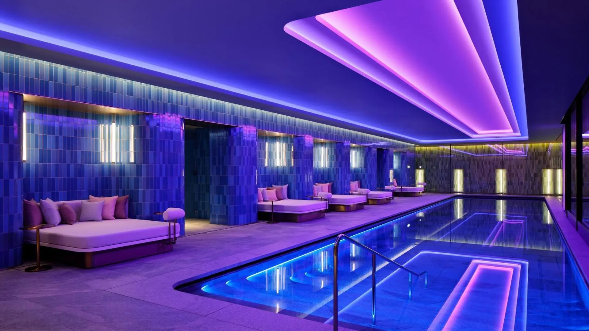Hotel W Osaka