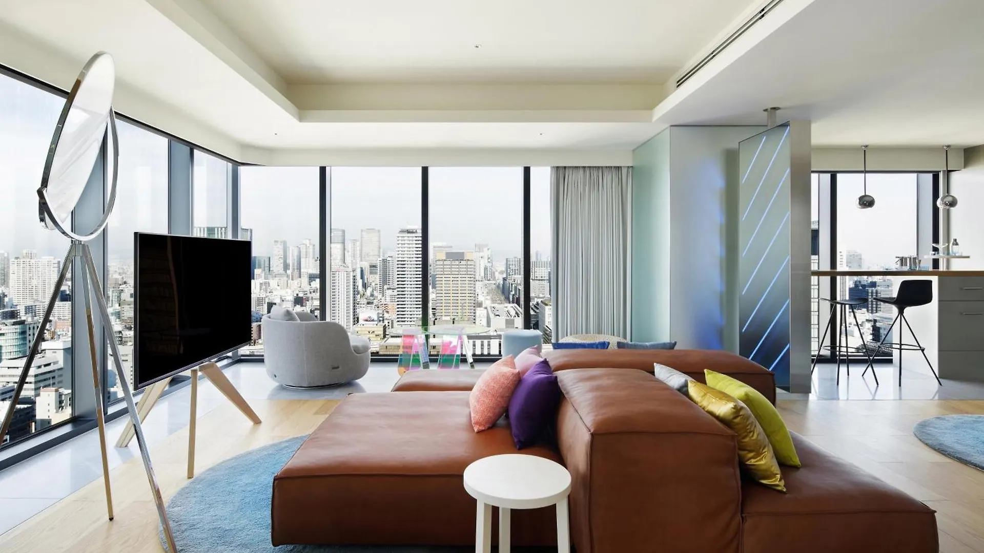 Hotel W Osaka 5*,  Giappone