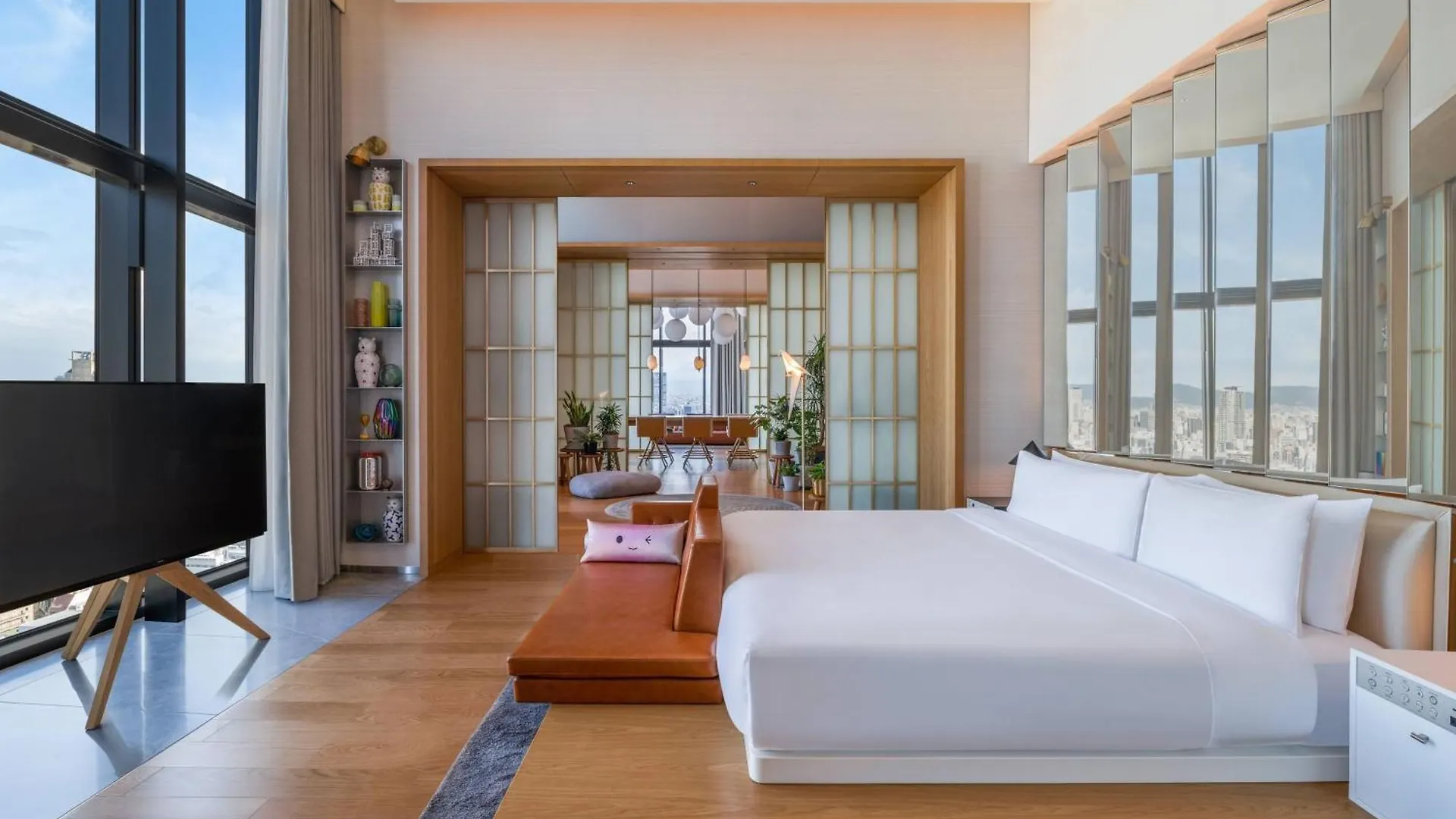 Hotel W Ōsaka