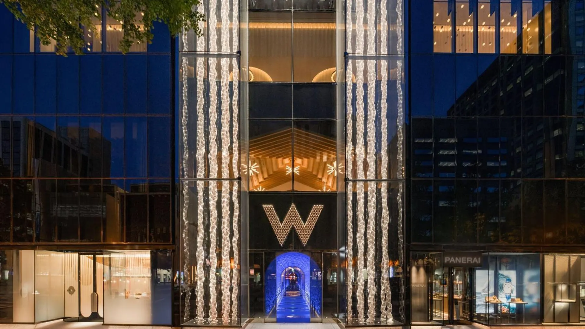 W Osaka Hotel 5*,  Japan